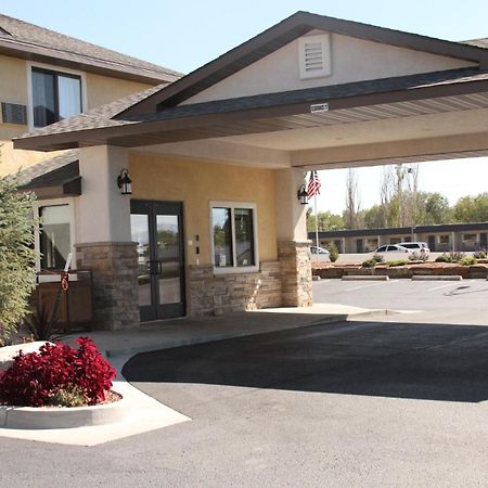 Motel Super 8 By Wyndham Montrose Extérieur photo